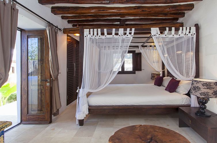 Vakantiehuis VILLA CAN RIBES - IBIZA LUXURY by Priority