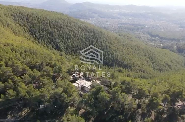 Vrijstaande woning in Santa Eaularia