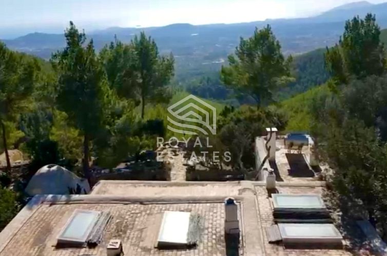 Vrijstaande woning in Santa Eaularia