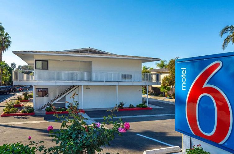 Motel 6-Santa Barbara, CA - State Street