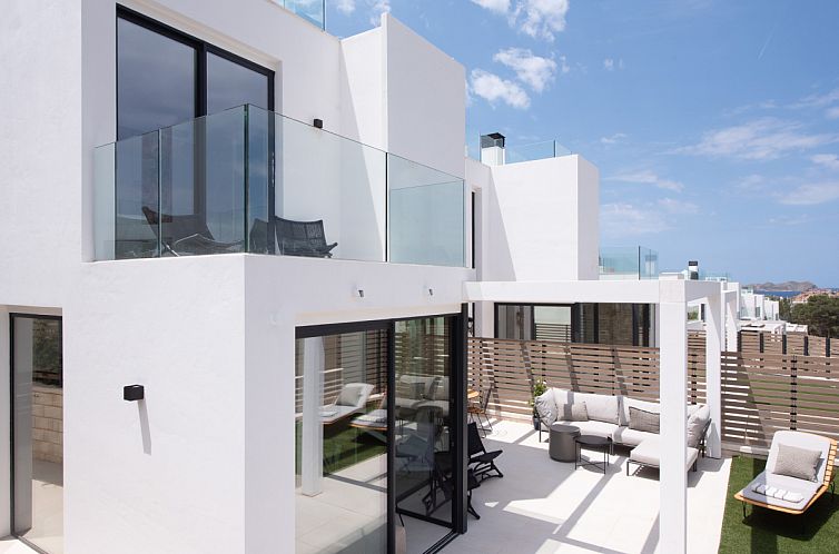 Vrijstaande woning in Ibiza