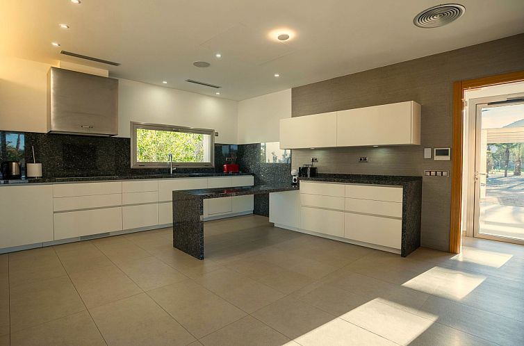 Vakantiehuis VILLA KANN VIERZEHN