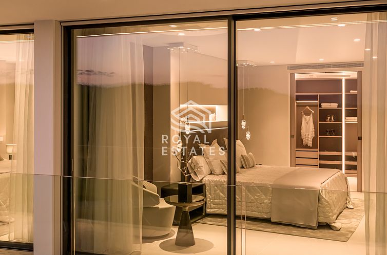 Vrijstaande woning in Roca Llisa