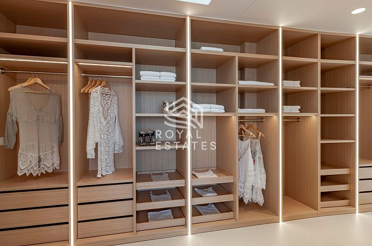 Vrijstaande woning in Roca Llisa