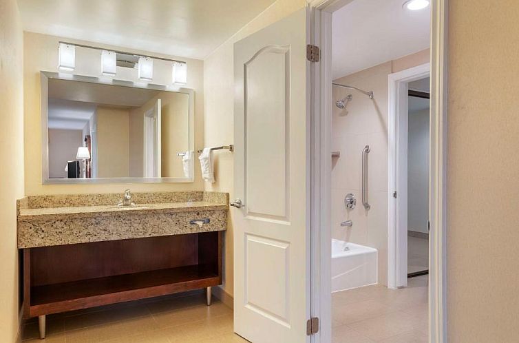Best Western Plus West Covina Inn