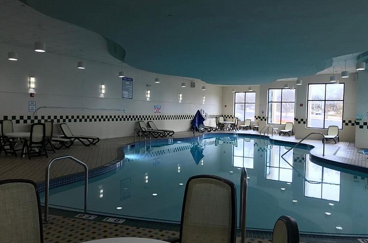 Holiday Inn Hotel & Suites Chicago Northwest - Elgin, an IHG