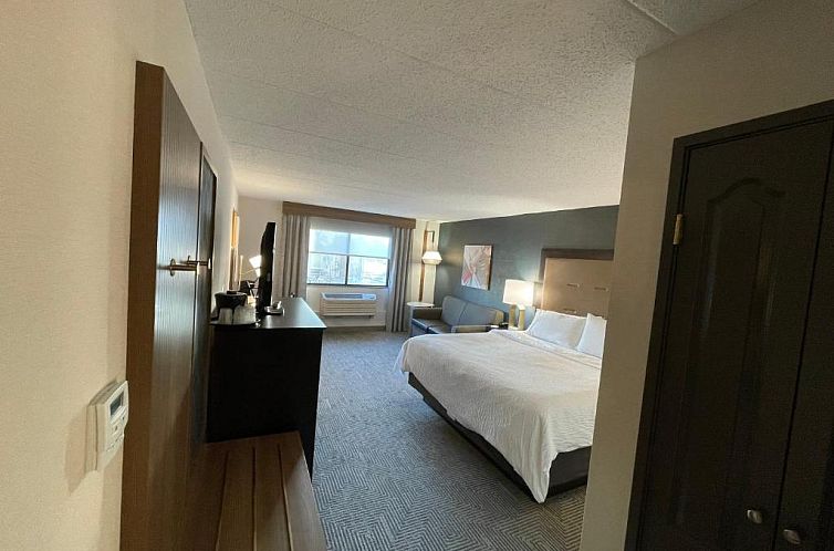 Holiday Inn Hotel & Suites Chicago Northwest - Elgin, an IHG