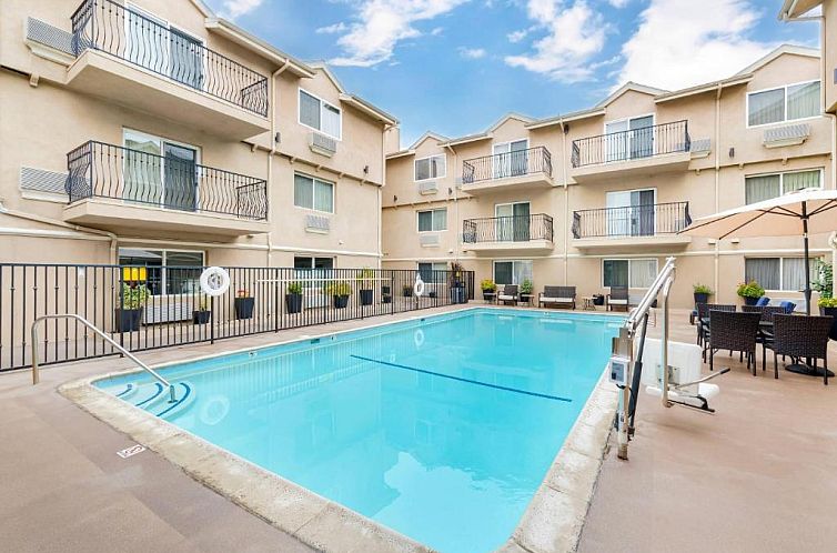 Comfort Inn Cockatoo Near LAX