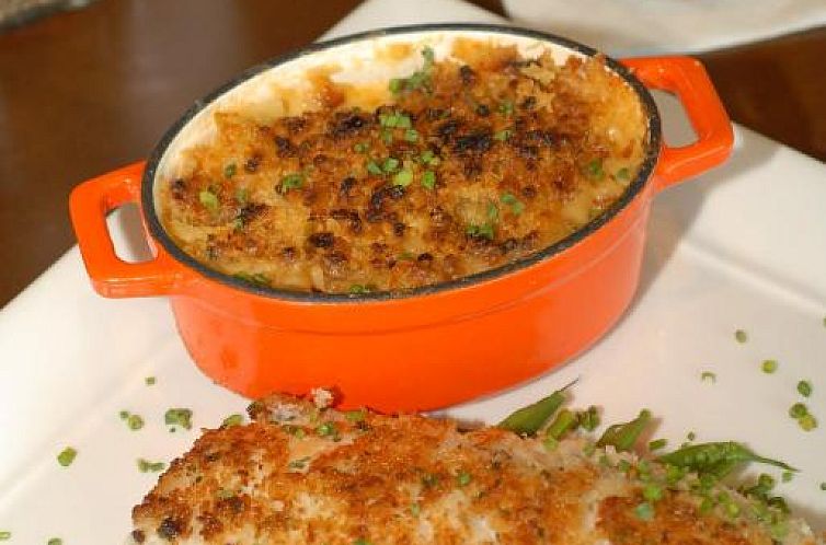 Crowne Plaza Hotel Glen Ellyn/Lombard, an IHG Hotel