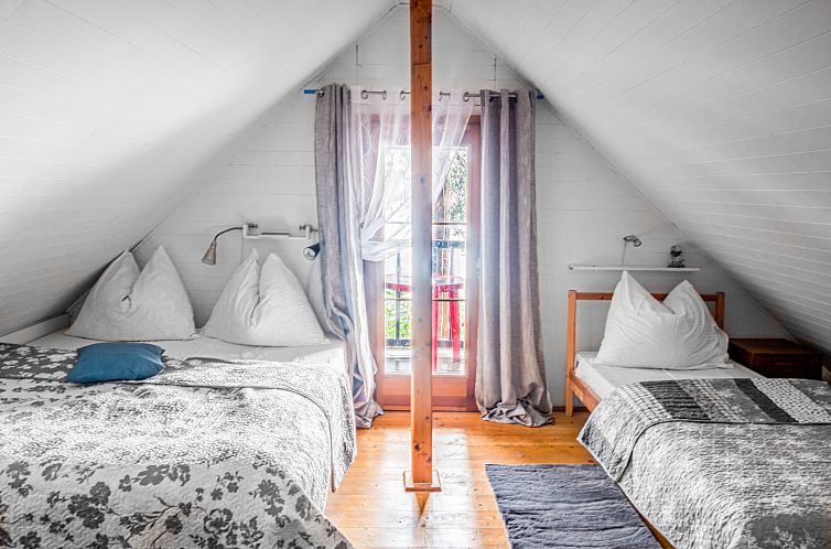 Vakantiehuis Pondside Retreat & Canoe