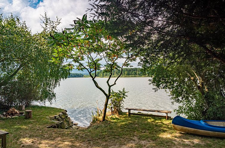 Vakantiehuis Pondside Retreat & Canoe