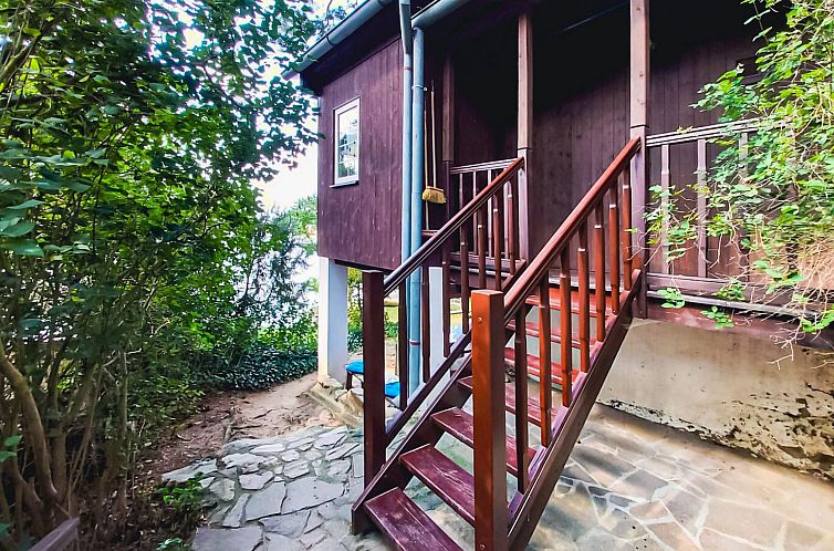 Vakantiehuis Pondside Retreat & Canoe