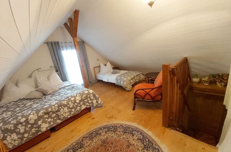 Vakantiehuis Pondside Retreat & Canoe