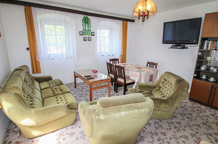 Vakantiehuis Vlhlavy u Hluboké