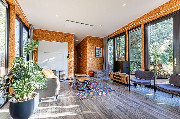 Vrijstaande woning in Biddinghuizen