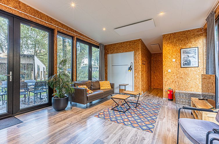 Vrijstaande woning in Biddinghuizen