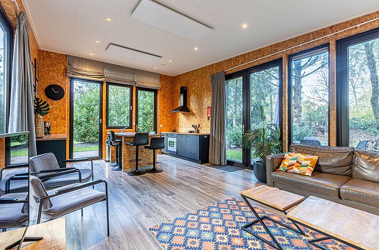 Vrijstaande woning in Biddinghuizen