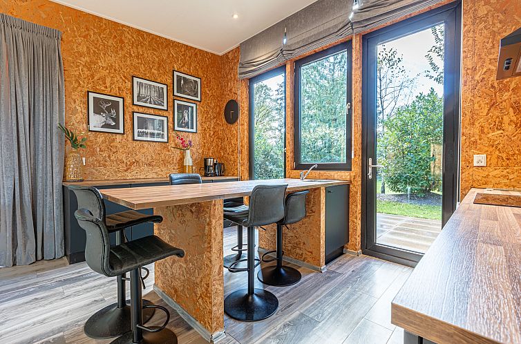 Vrijstaande woning in Biddinghuizen