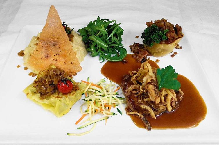 Hotel Restaurant Grüner Baum und Altes Tor