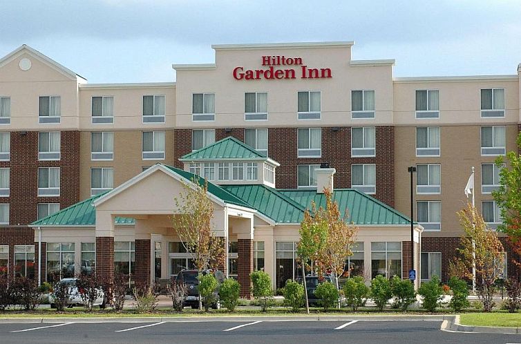 Guest house 21025502 - Apartment Midwesten - Hilton Garden Inn Naperville/Warrenville