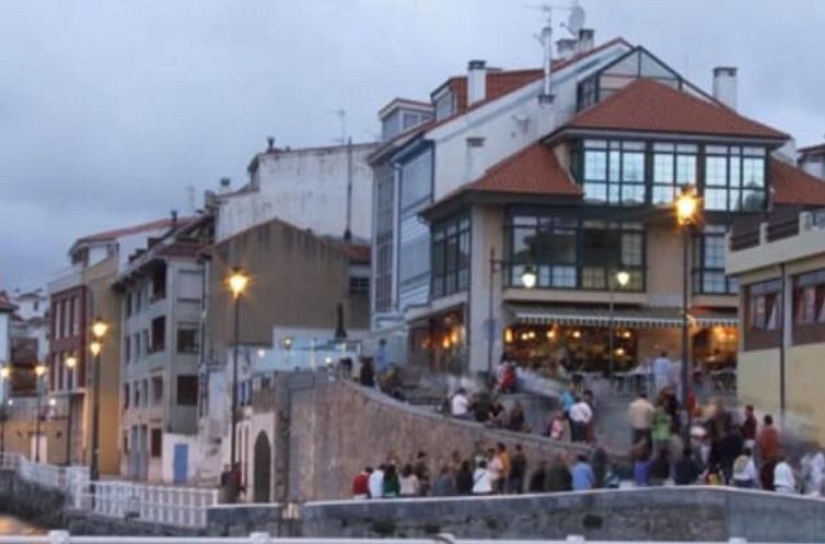 Appartement mit Aussicht in Luanco