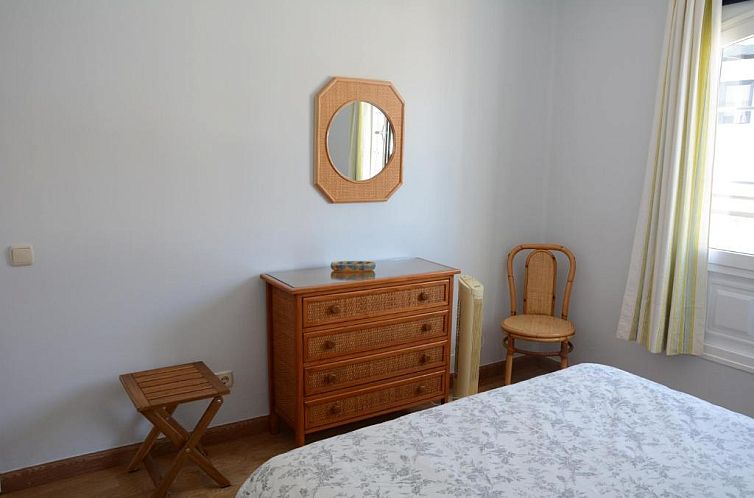 Sounds of The Sea Apartment