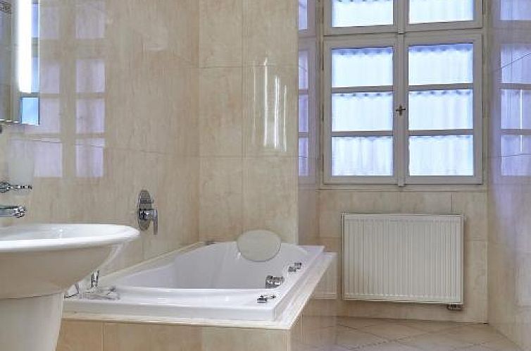 Hotel U 3 Pstrosu