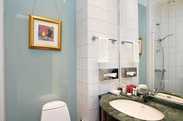 Elite Plaza Hotel