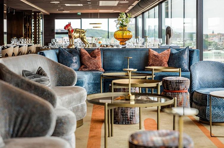 Hotel Riverton