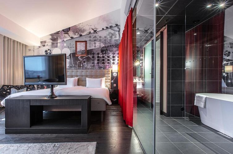 Radisson Blu Riverside Hotel