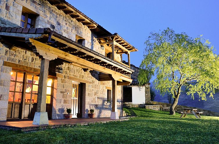 Unterkunft 21174303 - Ferienhaus Das Grüne Spanien - Vakantiehuis Fachwerkhaus mit Garten