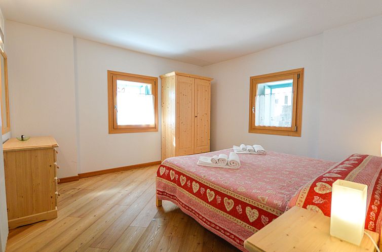 Appartement App. A - Cjase Fravins