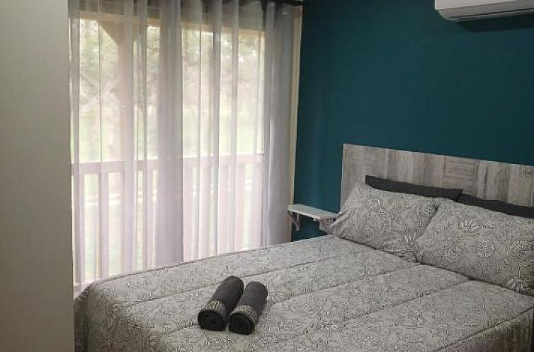 Hippo Water Front Lodge