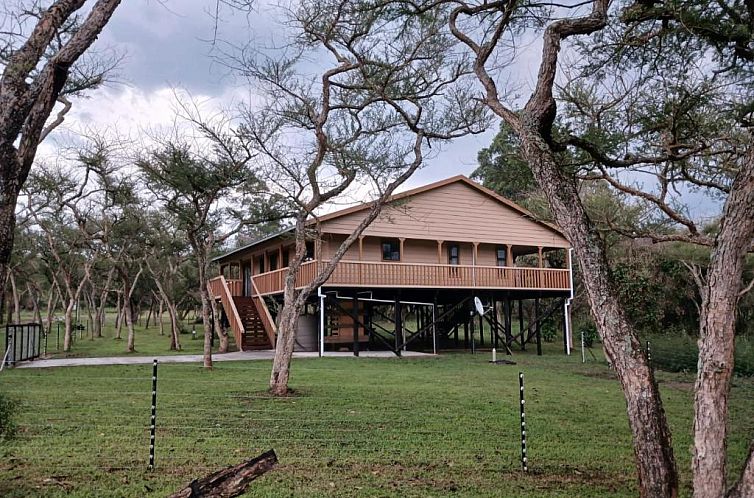 Hippo Water Front Lodge