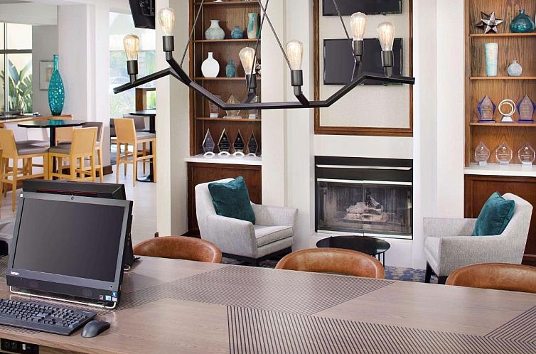 DoubleTree by Hilton Los Angeles/Commerce