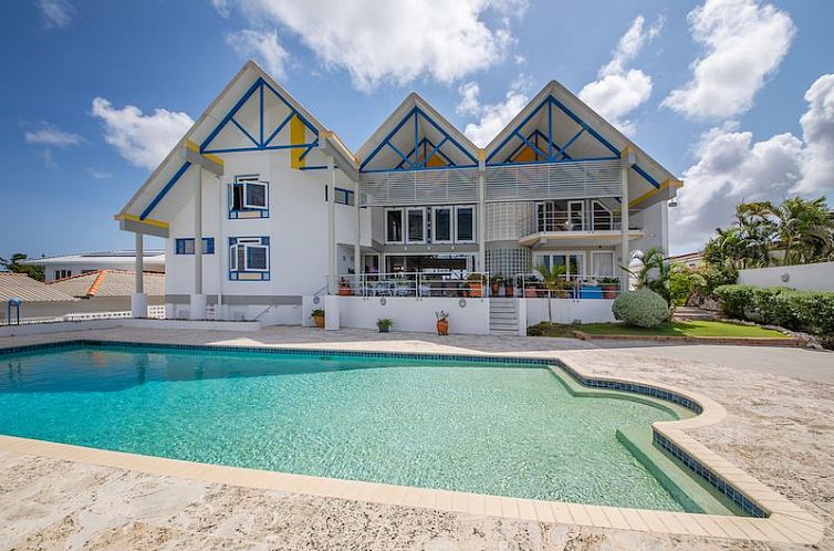 Vrijstaande woning in Jan Thiel