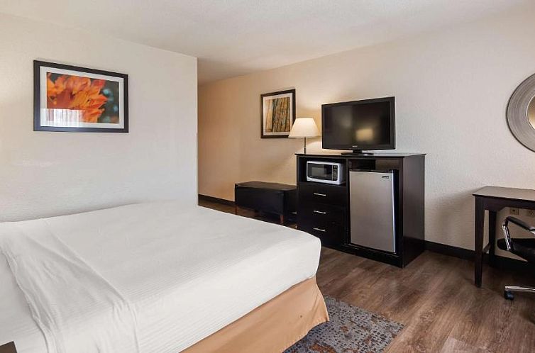 Best Western Plus Newark/Christiana Inn