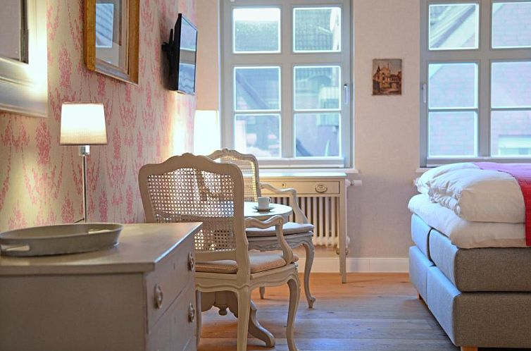 Hotel No. 11