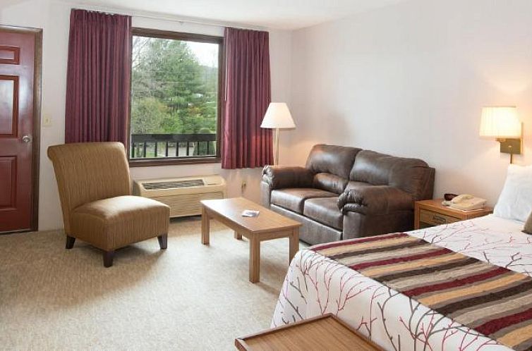 Highland Manor Inn