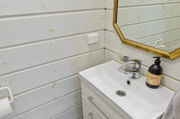 Vakantiehuis Sauna boat haikara