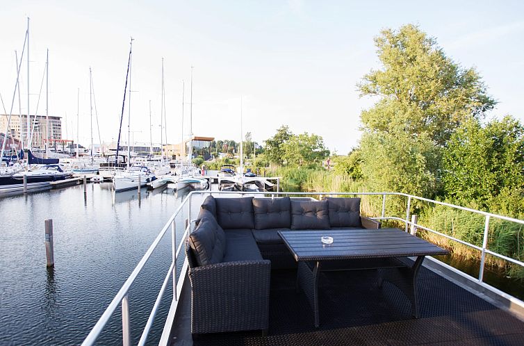 Havenlodge with roof terrace and balcony (4-6 pers) Almere