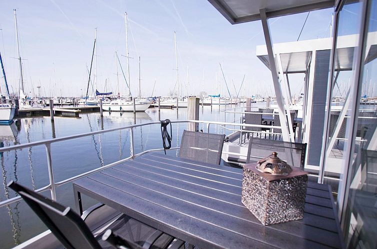 Havenlodge with roof terrace and balcony (4-6 pers) Almere