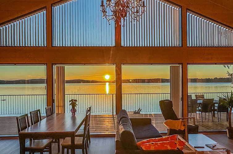 Vakantiehuis Lakeside villa