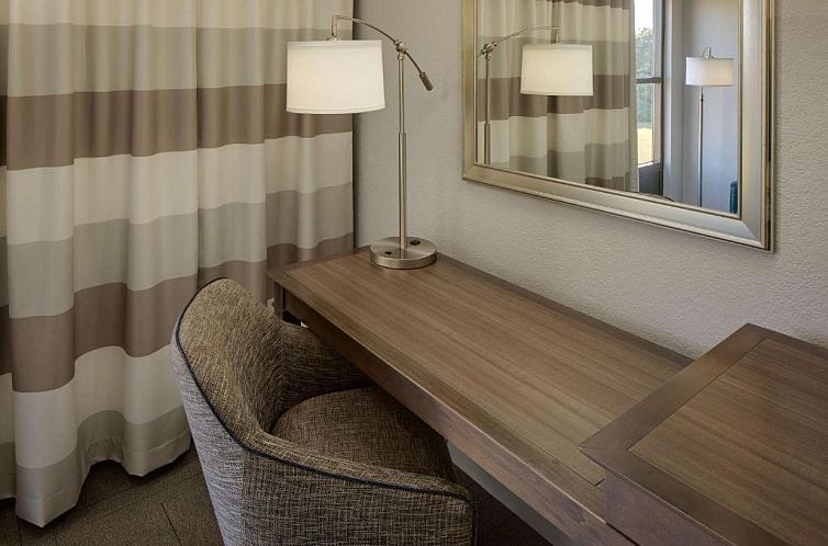 Hampton Inn & Suites Nashville-Airport