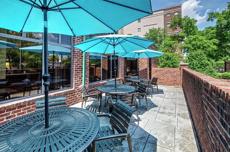 Hampton Inn & Suites Nashville-Vanderbilt-Elliston Place