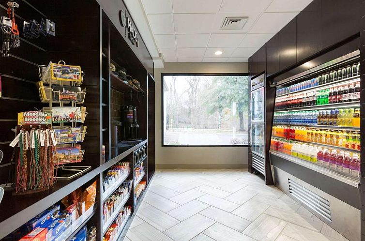 DoubleTree Suites by Hilton Nashville Airport