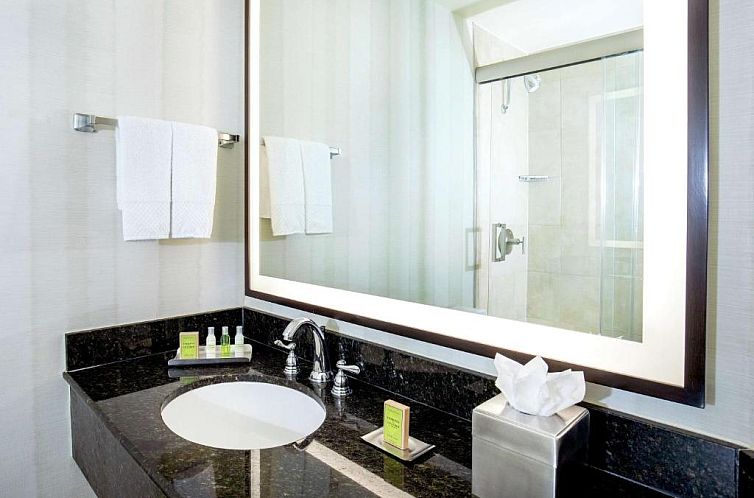 DoubleTree by Hilton Downtown Nashville