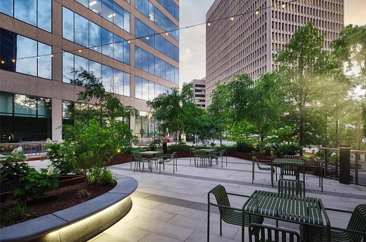 DoubleTree by Hilton Downtown Nashville