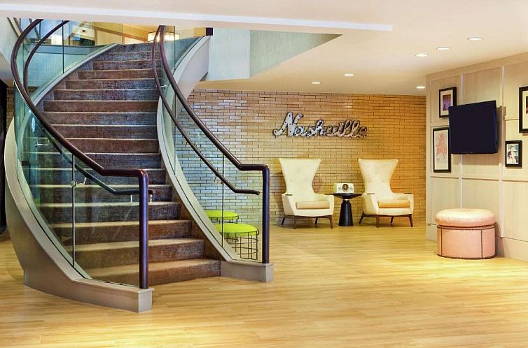 DoubleTree by Hilton Downtown Nashville