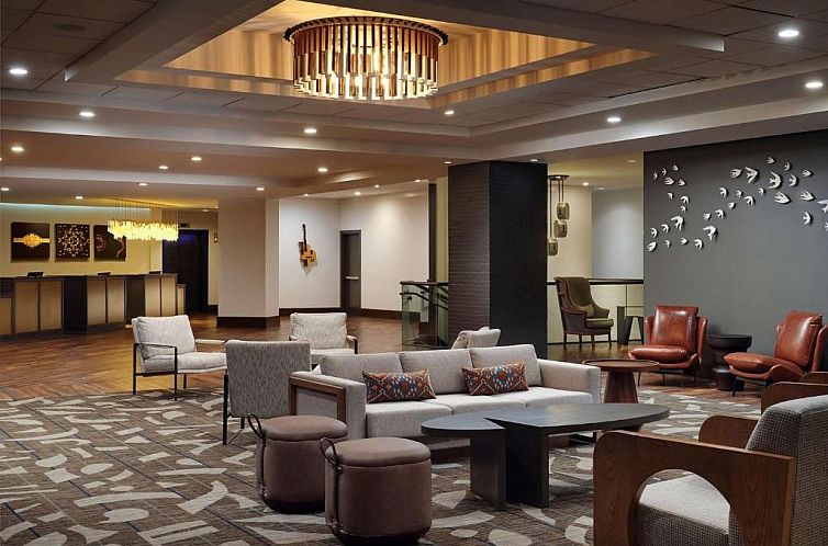DoubleTree by Hilton Downtown Nashville